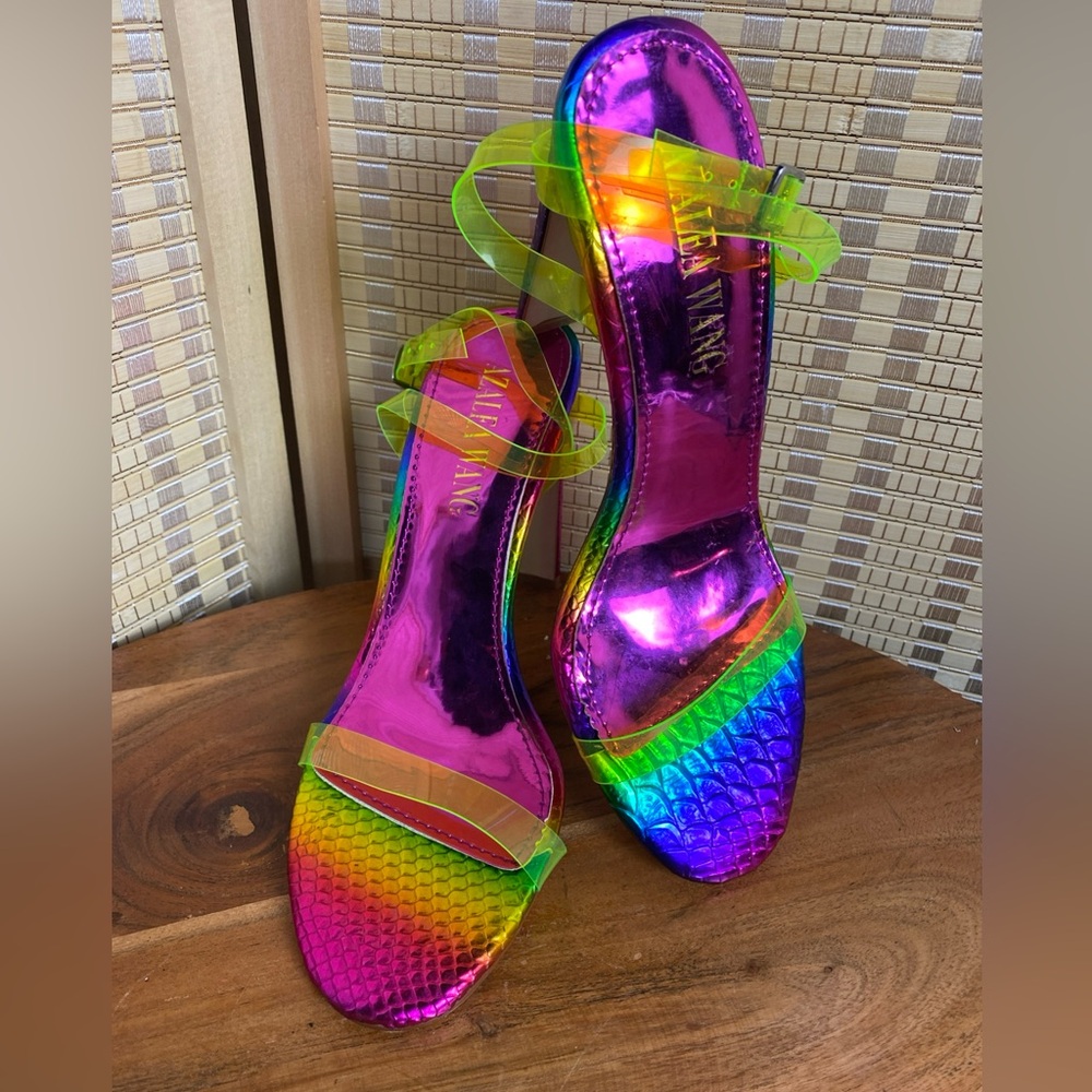 Azalea Wang Metallic Rainbow Mermaid  Ankle Strap Sandals Size 7